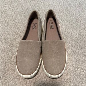 TOMS Kameron Brand New Tan Slip-On Shoes